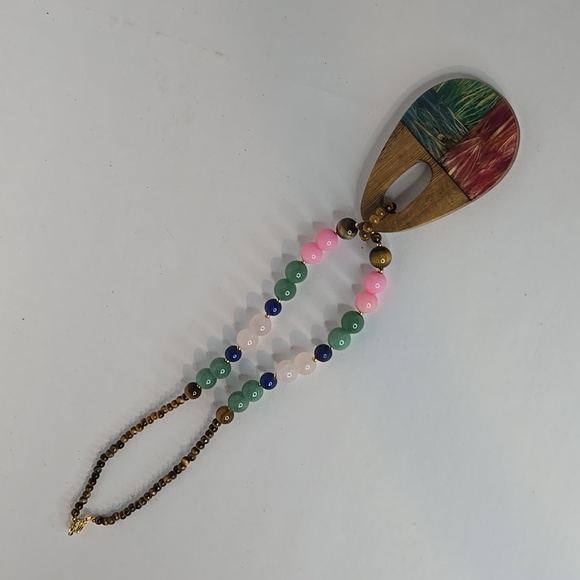 Vintage Lee Sands Necklace Tigers Eye and Multi Color Stones with a Wooden Pndt - Picture 2 of 8